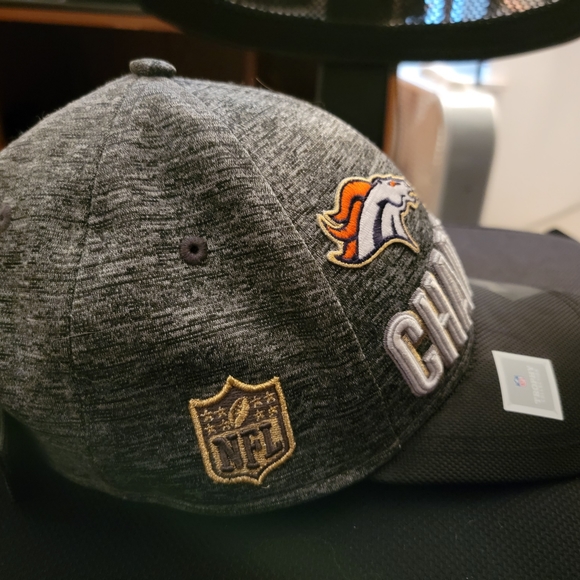 2016 Denver Broncos championship hat - Picture 3 of 3